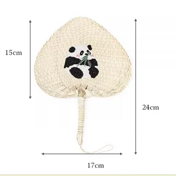 Фен от палмови листа Ръчно Подвързване Средство за защита от комарите Фигура Панди Естествен Дизайн за бродерия Прост